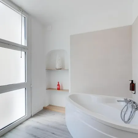 Villa Michelet - Jacuzzi - Sauna - Hyper Center *