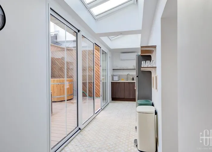 Michelet - Jacuzzi - Sauna - Hyper Center Тур