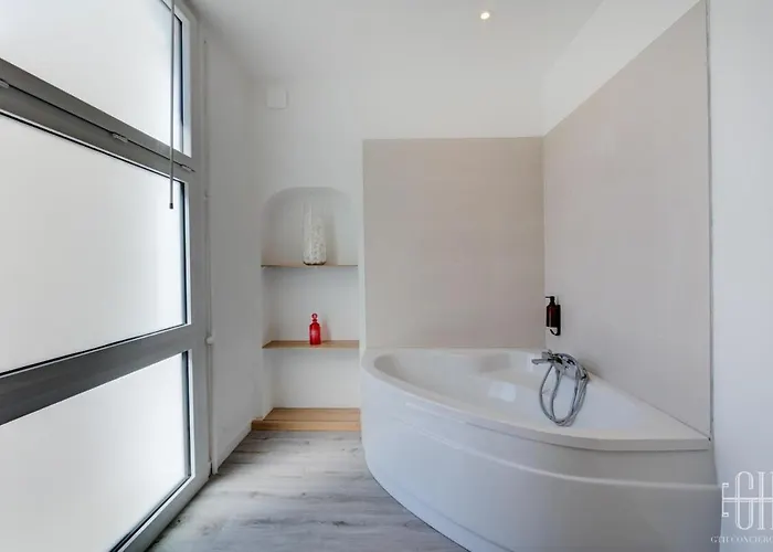 Michelet - Jacuzzi - Sauna - Hyper Center * Tours